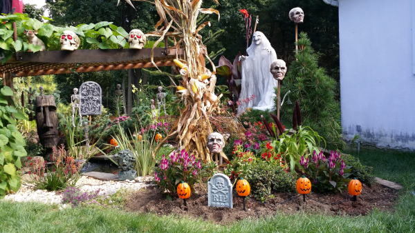halloween residential landscaping