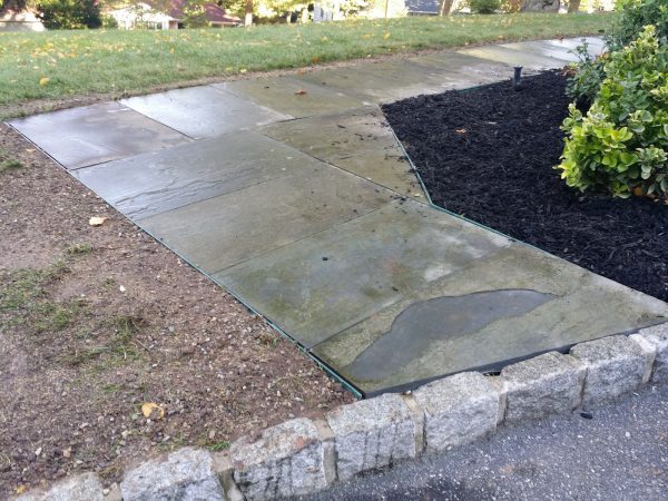 Driveway walkway entrance after